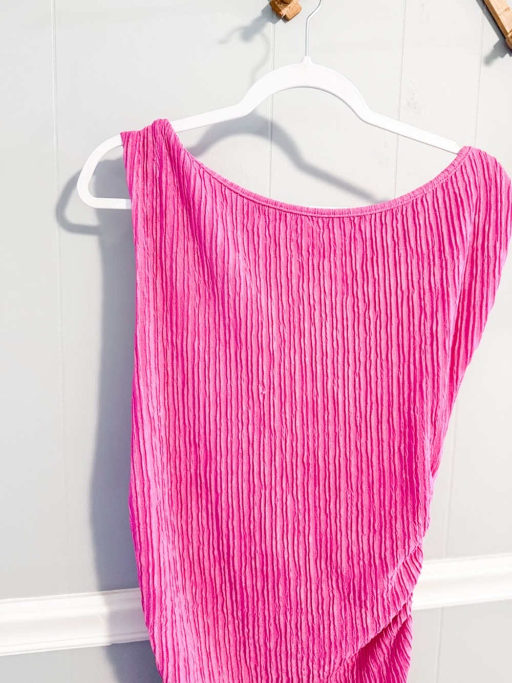 Fuchsia One-Shoulder Ribbed Bodycon Asymmetrical Maxi Dress - Picture 5 of 7
